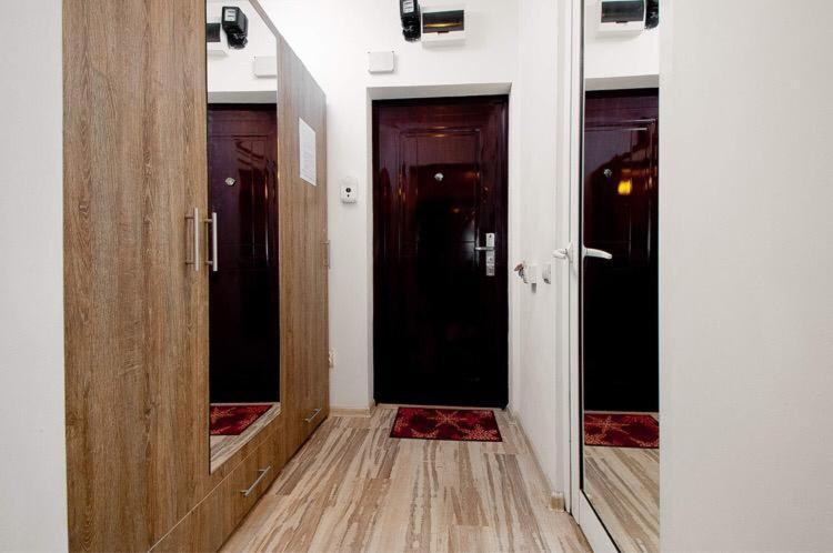 Lyla Apartment Galaţi Buitenkant foto